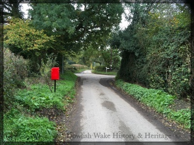 The Crossroads from Oxenford hamlet